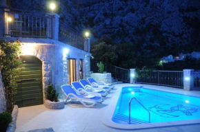 Villa Ivo i Bepo in Makarska, heated pool
